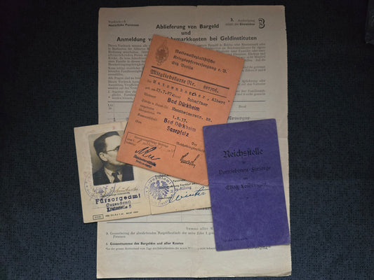 Konvolut + Vertriebenen Fürsorge + Jugendamt + Kriegsopferverfolgung + Kontoanmeldung