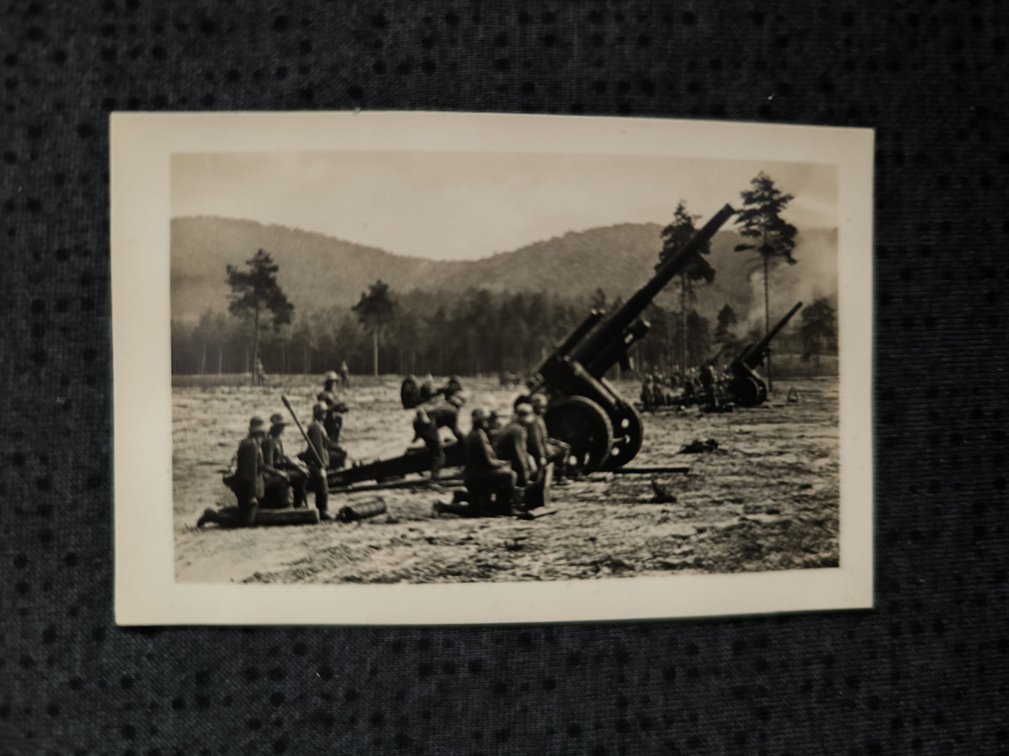 Presse-Foto 15-cm-schwere Feldhaubitze 18 Wehrmacht Krupp Rheinmetall Westfeldzug 1940