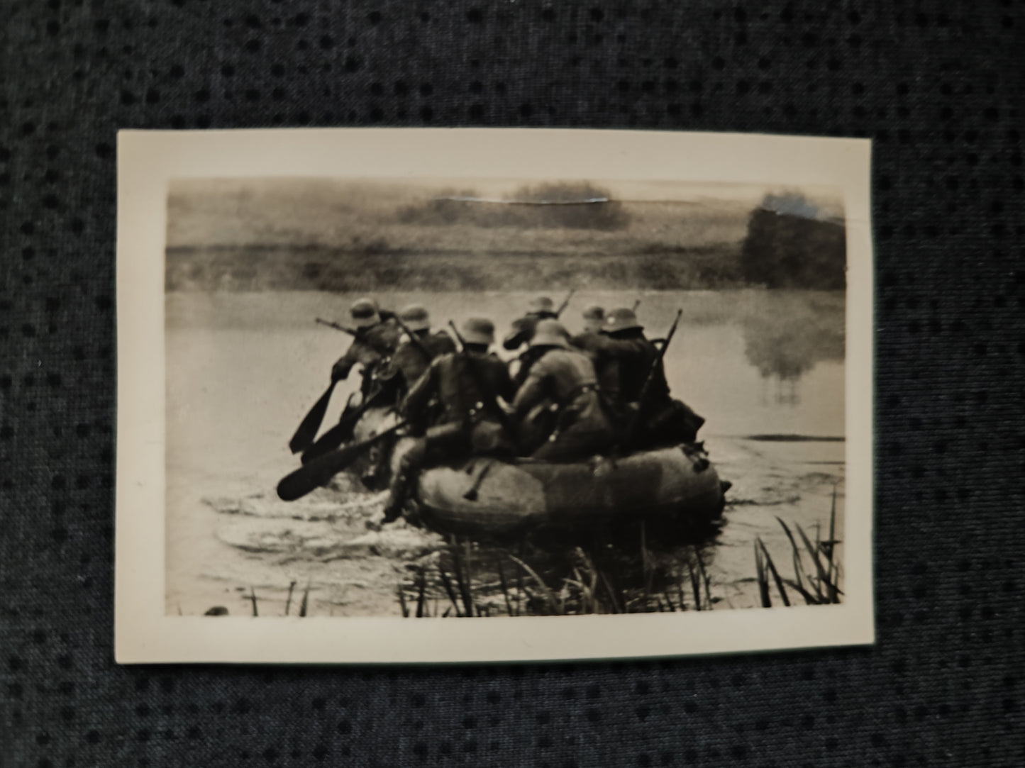 Presse-Foto Pionier Schlauchboot Übersetzen Kanal Westfeldzug 1940