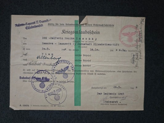 Kriegsurlaubsschein DRK Helferin von 1940 Reserve-Lazarett Darmstadt II