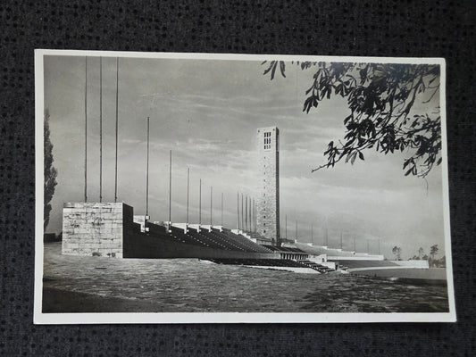 Foto-Postkarte Ansichtskarte Berlin Maifeld-Tribünen