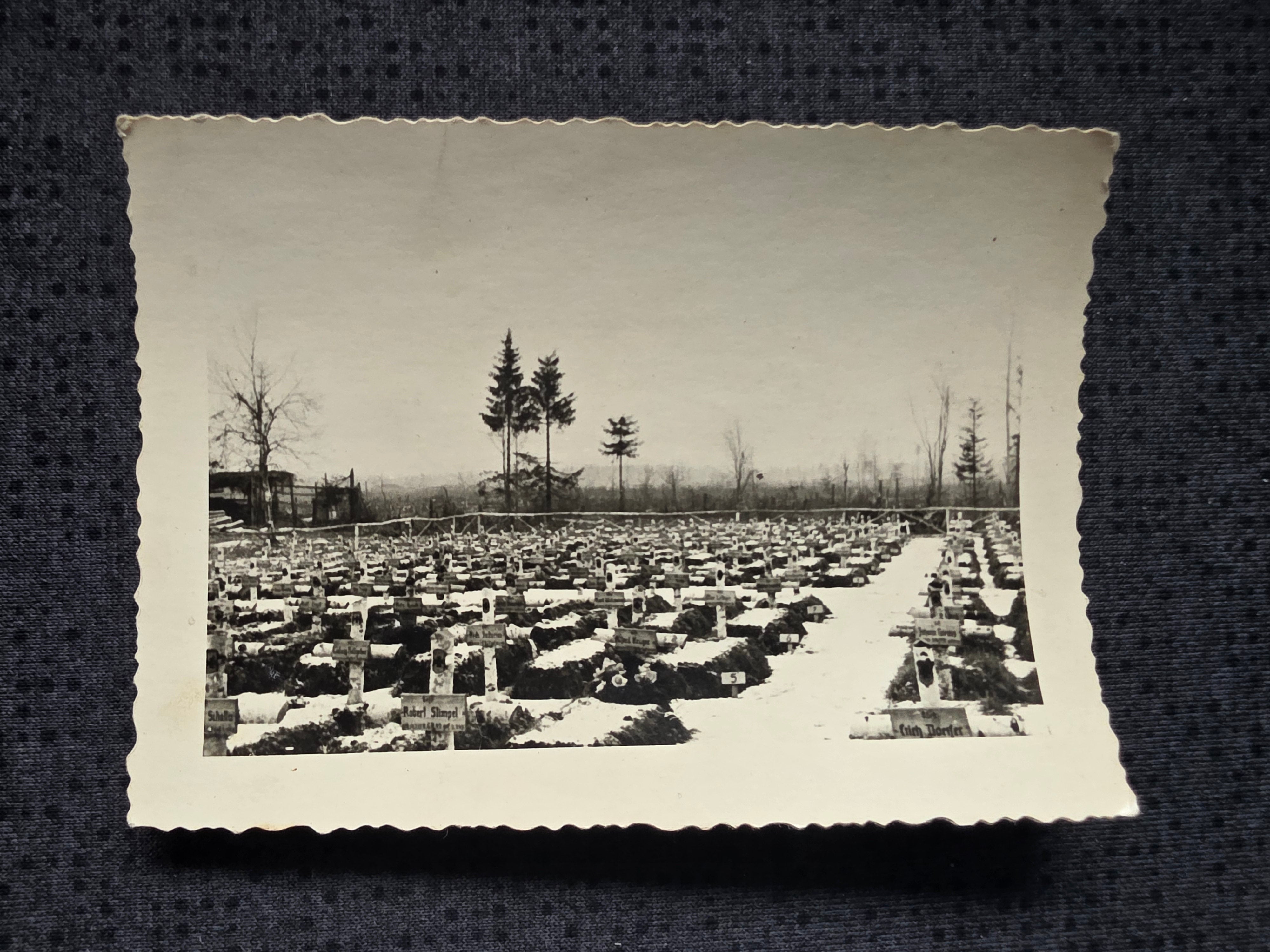 Foto Soldatengräber 1943 Ostfront Russland – www.mmilitaria.com