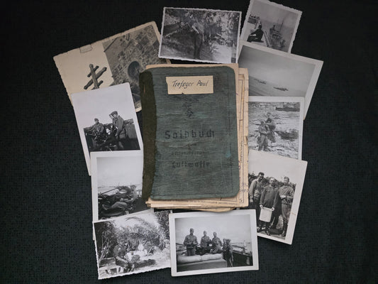 Konvolut Soldbuch + Dokumente + Fotos Luftwaffe Flakbatterie Flak Abt. 999 Strafbataillon