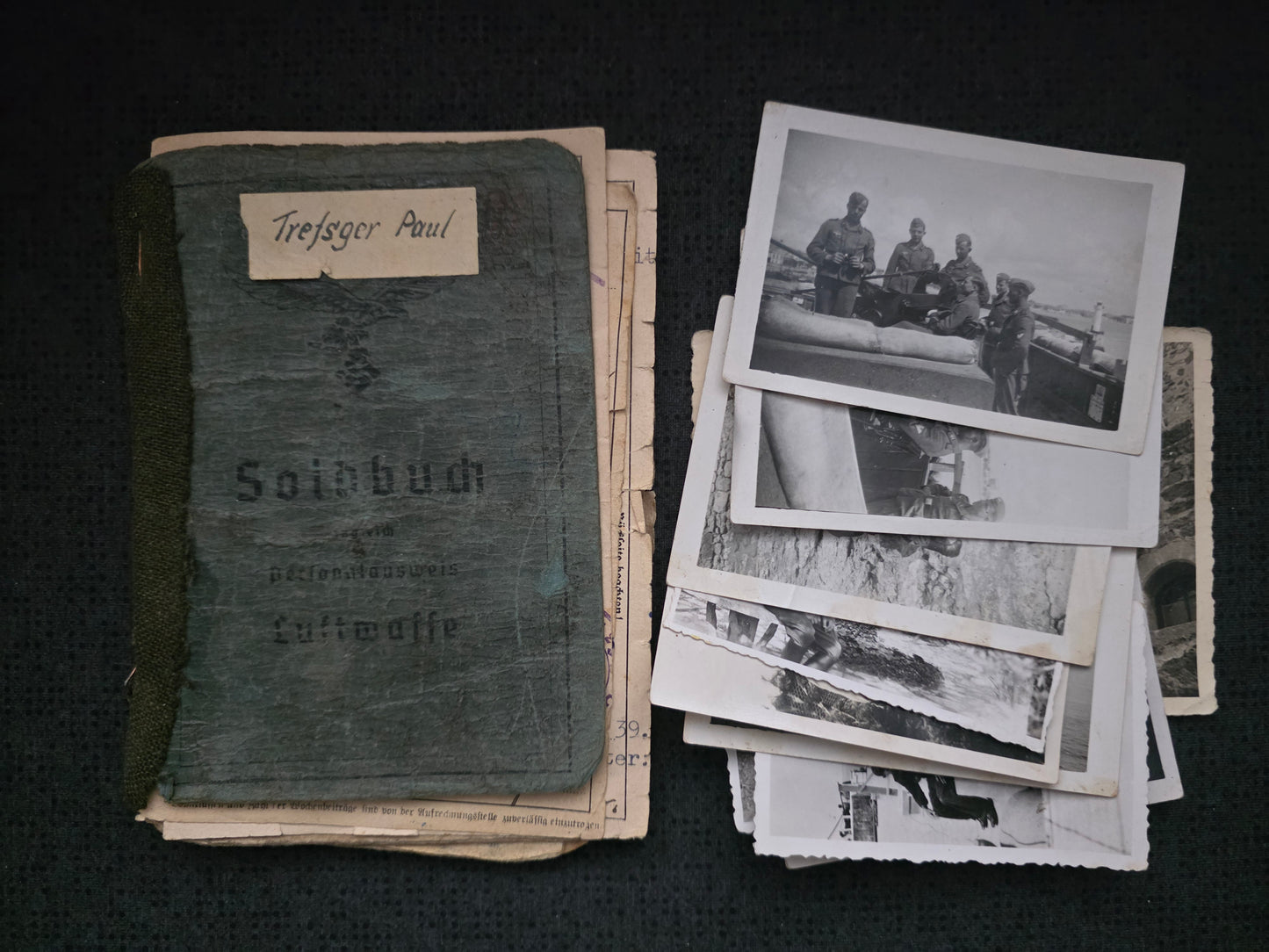 Konvolut Soldbuch + Dokumente + Fotos Luftwaffe Flakbatterie Flak Abt. 999 Strafbataillon