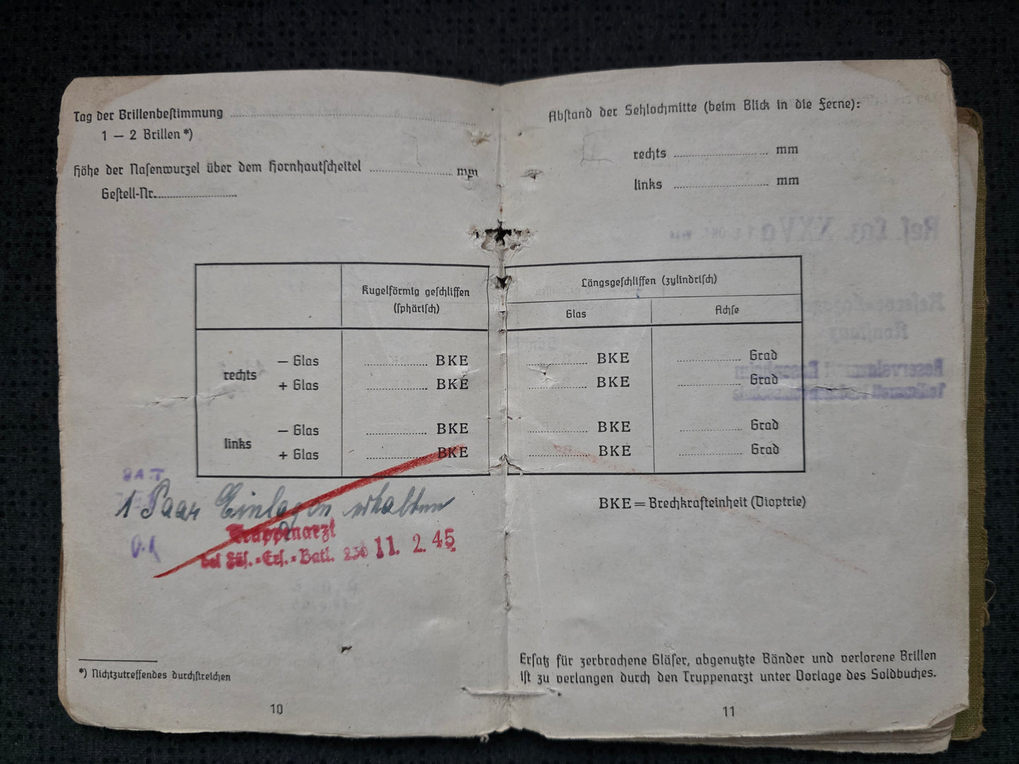 Großes Konvolut Soldbuch + Wehrpass Tasche + Mitgliedsbuch DAF + Dokumente