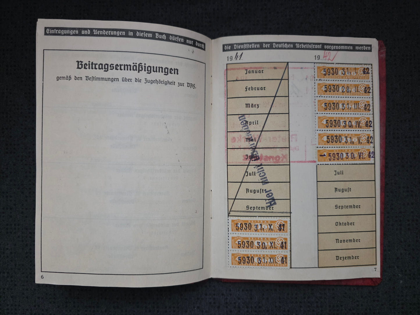 Großes Konvolut Soldbuch + Wehrpass Tasche + Mitgliedsbuch DAF + Dokumente