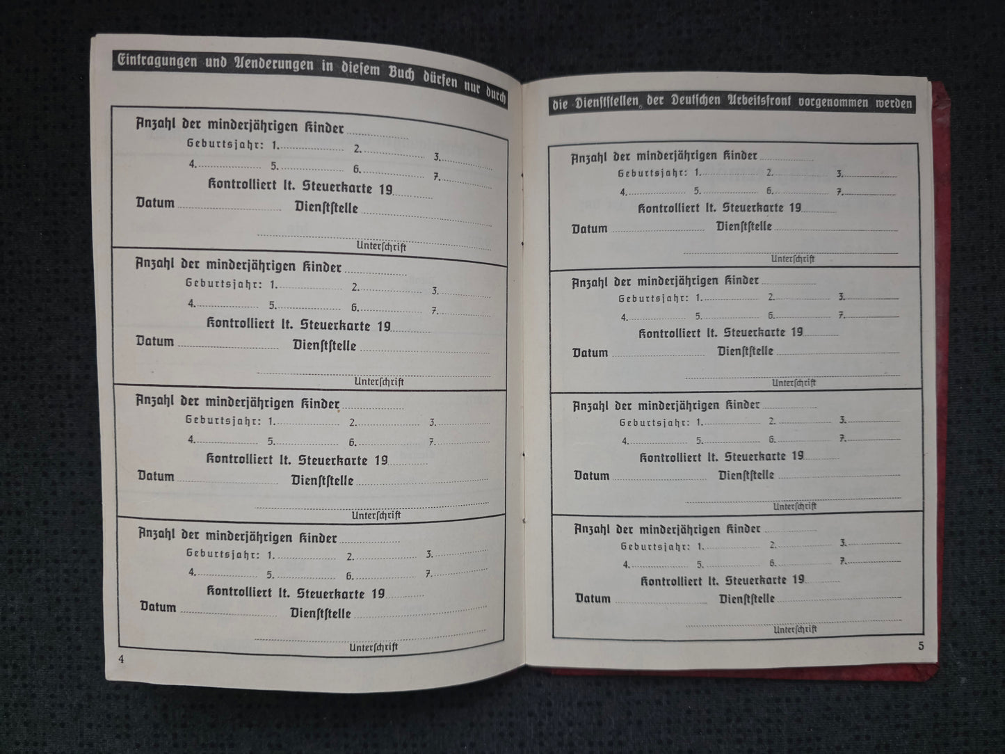 Großes Konvolut Soldbuch + Wehrpass Tasche + Mitgliedsbuch DAF + Dokumente