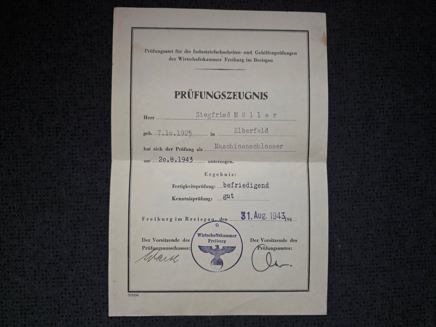 Großes Konvolut Soldbuch + Wehrpass Tasche + Mitgliedsbuch DAF + Dokumente