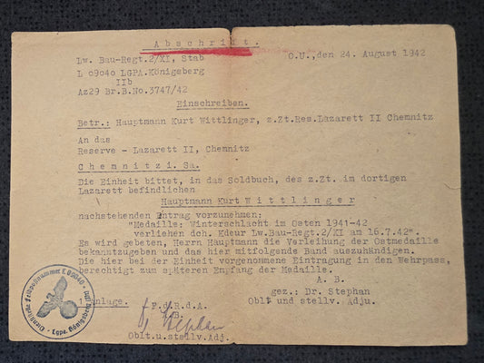 Abschrift für die Verleihung der Ostmedaille in das Soldbuch Hauptmann LW. Bau-Regt. 2/XI Stab - www.mmilitaria.com