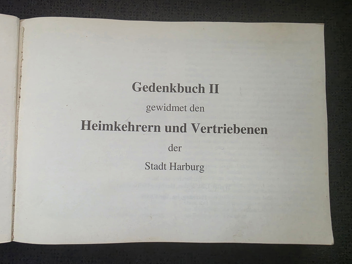 Gedenkbuch den Heimkehrern und Vertriebenen der Gemeinde Harburg RAR - www.mmilitaria.com