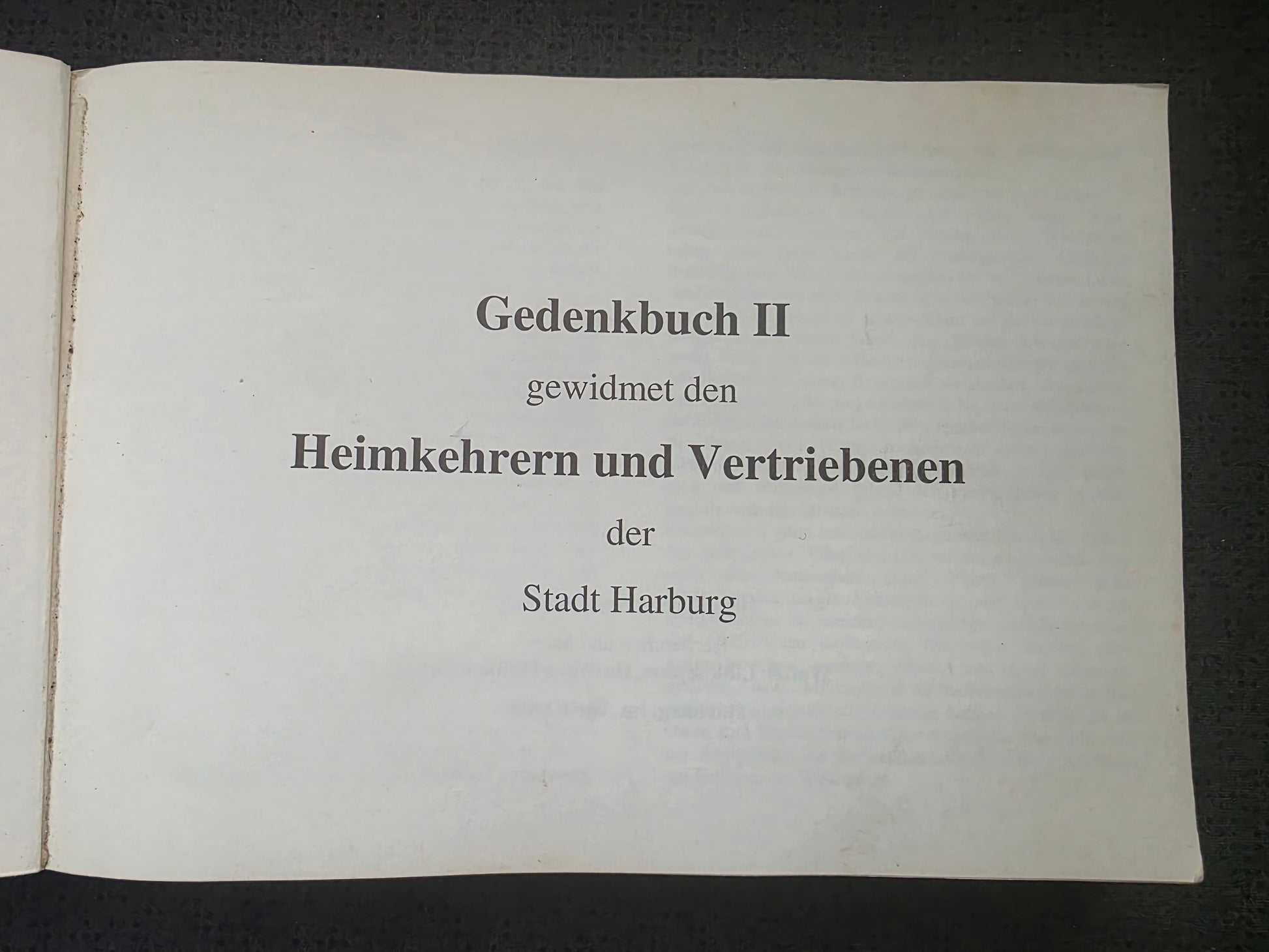 Gedenkbuch den Heimkehrern und Vertriebenen der Gemeinde Harburg RAR - www.mmilitaria.com