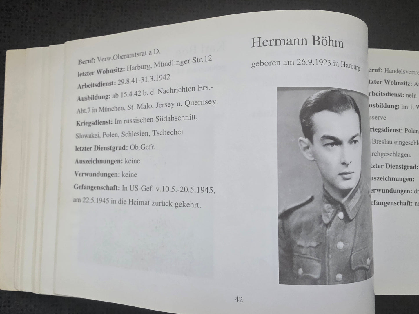 Gedenkbuch den Heimkehrern und Vertriebenen der Gemeinde Harburg RAR - www.mmilitaria.com