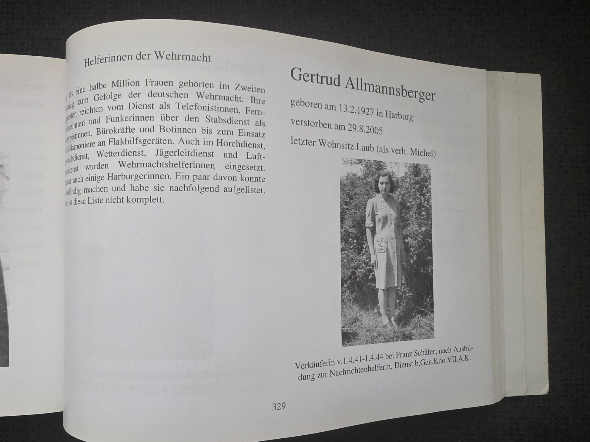 Gedenkbuch den Heimkehrern und Vertriebenen der Gemeinde Harburg RAR - www.mmilitaria.com