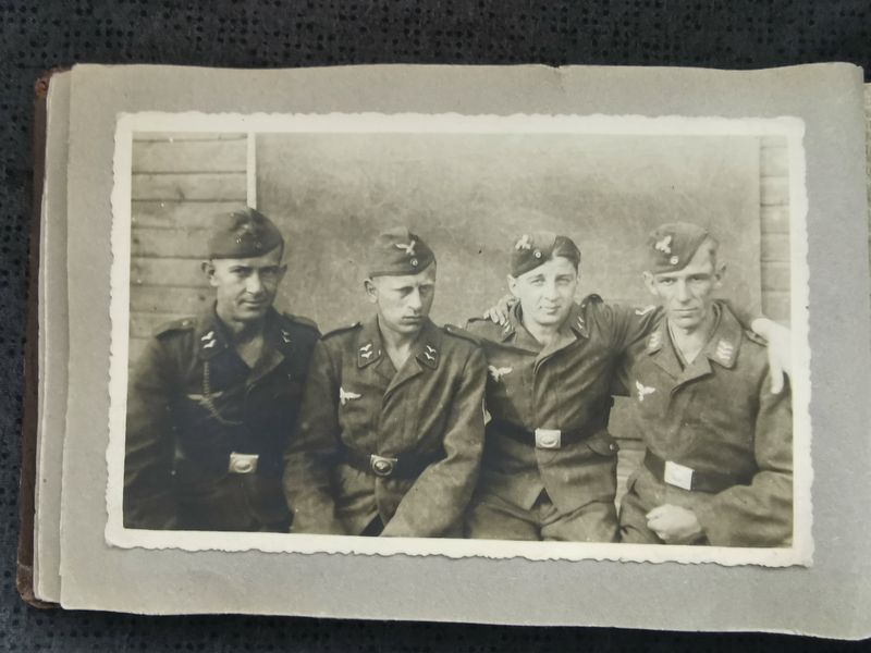 Fotoalbum aus meiner Dienstzeit Luftwaffe Flak Abteilung Zeppelin ca. 60 Fotos Portraits